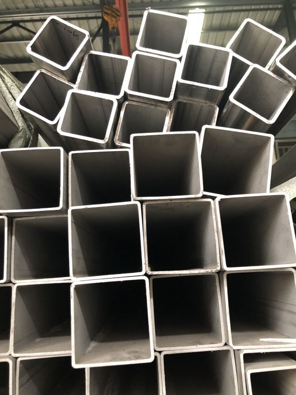 熱鍍鋅方矩管的價(jià)格受到哪些因素影響? 熱鍍鋅方矩管的價(jià)格受到哪些因素影響?