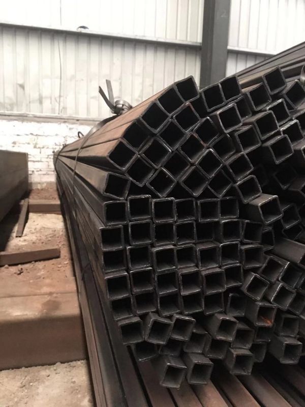 后期國內(nèi)熱浸鋅方管價格整體可能呈現(xiàn)震蕩上行行情 后期國內(nèi)熱浸鋅方管價格整體可能呈現(xiàn)震蕩上行行情